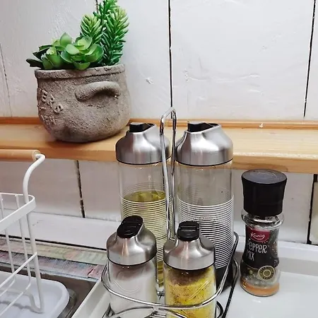 Deak Ferenc Ter Apartment